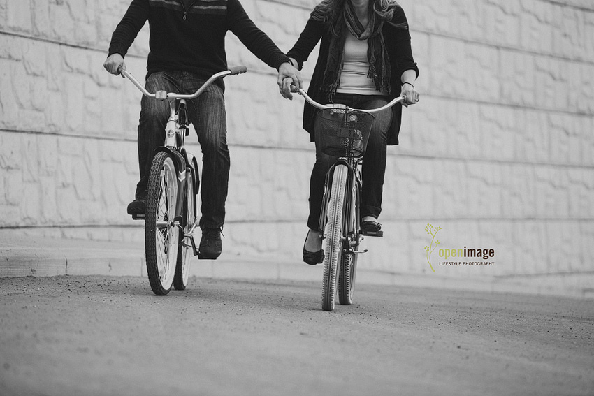 Calgary Cruiser Bike Engagement Session Kelsey & Dirk » openimage.ca